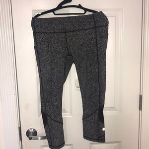 Lulu lemon cropped leggings size 10